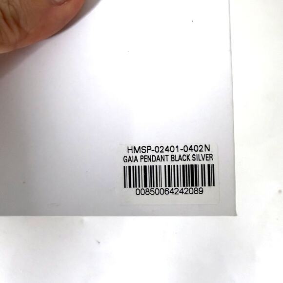 HEAVEN MAYHEM NWT Gaia Pendant Statement Necklace in Sliver Black - Picture 8 of 9